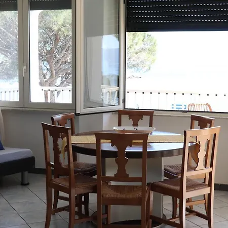Apartment Lungomare Palmasera Seafront