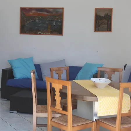 Lungomare Palmasera Seafront Apartment