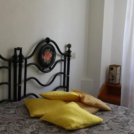 Lungomare Palmasera Seafront Apartment