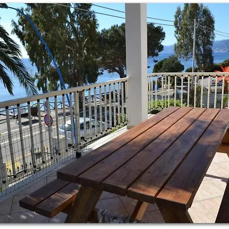 Lungomare Palmasera Seafront Apartment